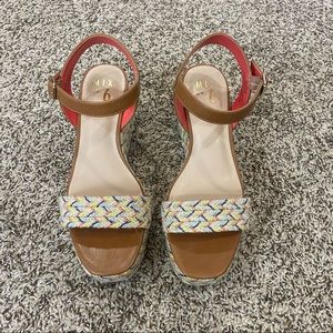 Platform sandals